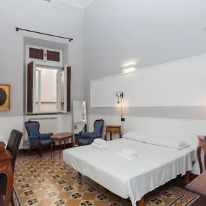 Palazzo Del Duca Piazza Navona *** Rom